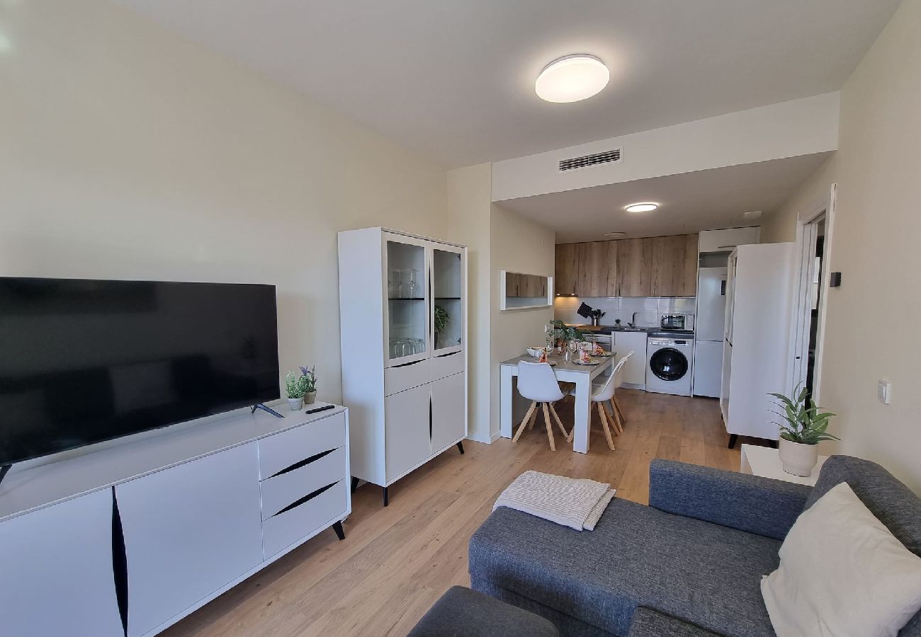 Apartment in Mijas Costa - 3 BR family suite in Las Lagunas