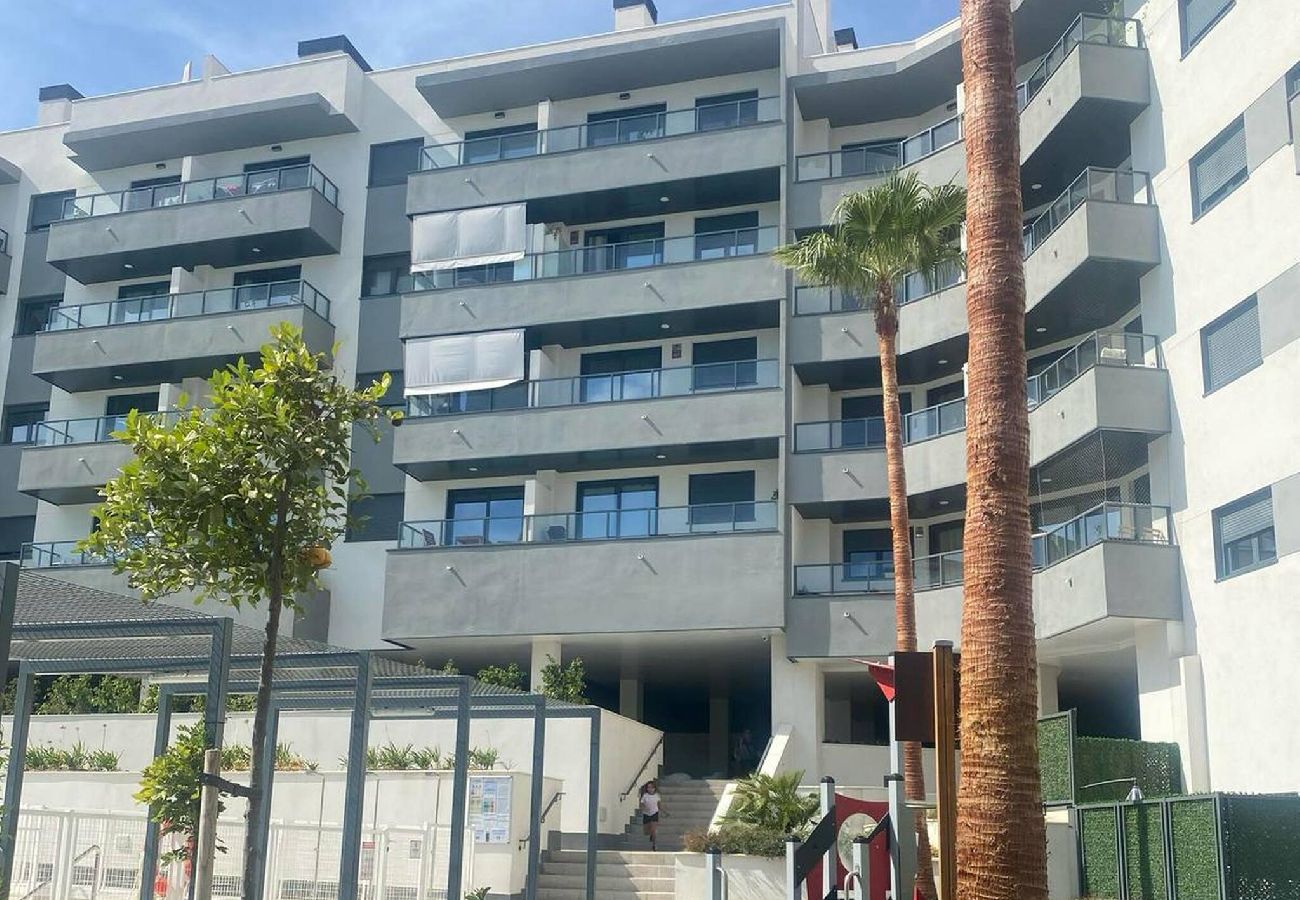 Apartment in Mijas Costa - 3 BR family suite in Las Lagunas