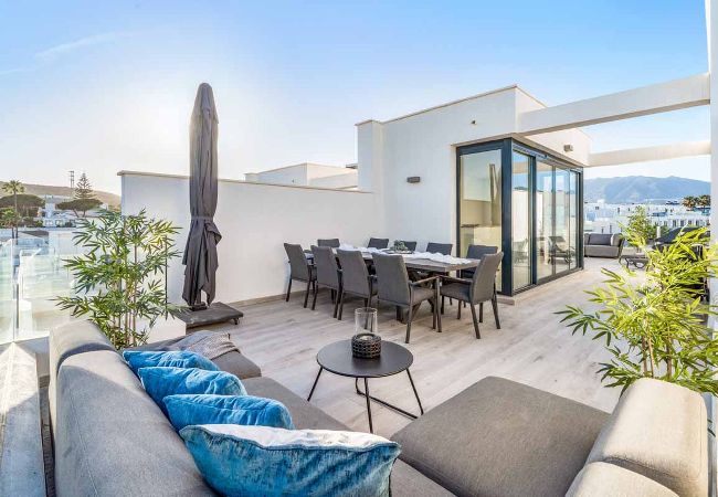 Terraced House in Fuengirola - Fantastic new townhouse 5 minutes from the beach. 