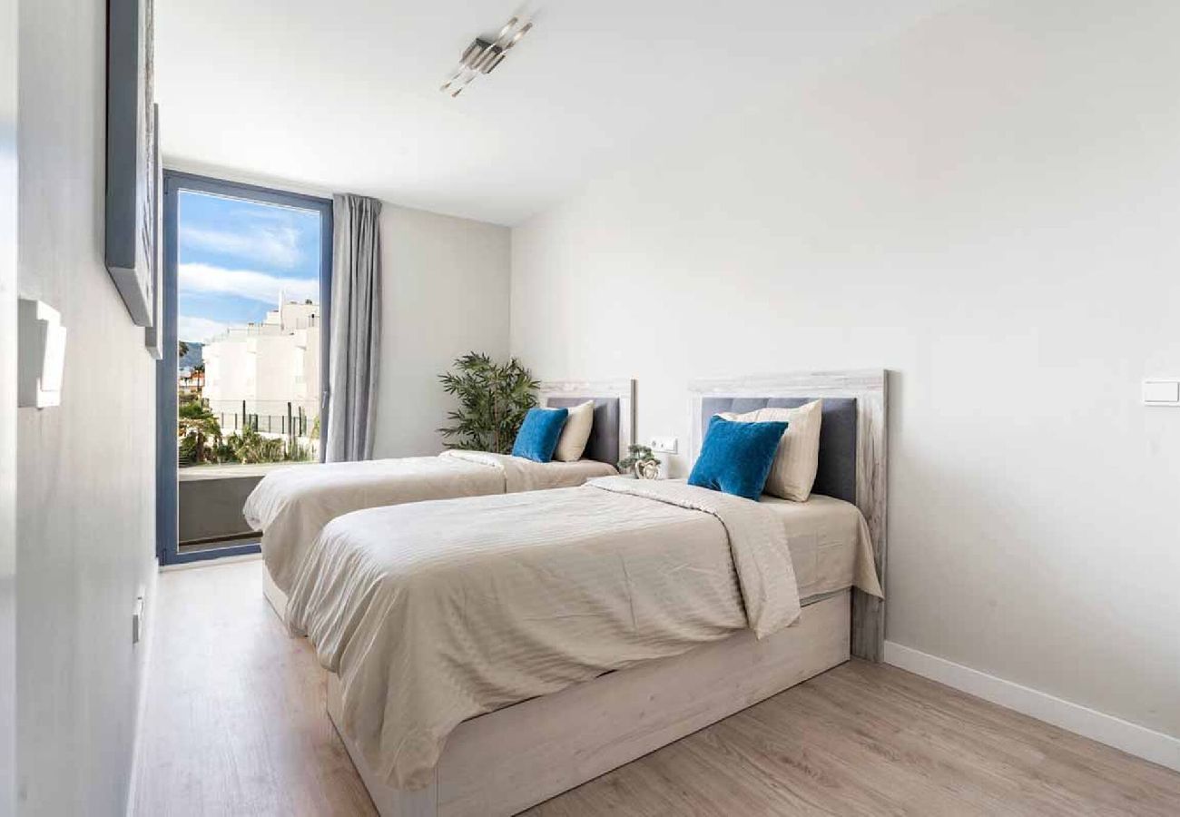 Terraced House in Fuengirola - Fantastic new townhouse 5 minutes from the beach. 