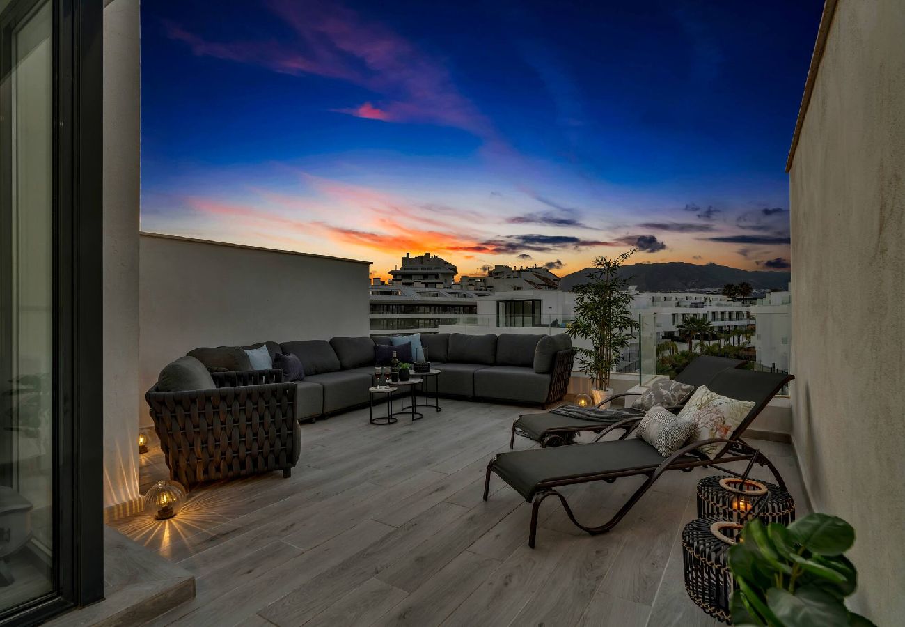 Terraced House in Fuengirola - Fantastic new townhouse 5 minutes from the beach. 