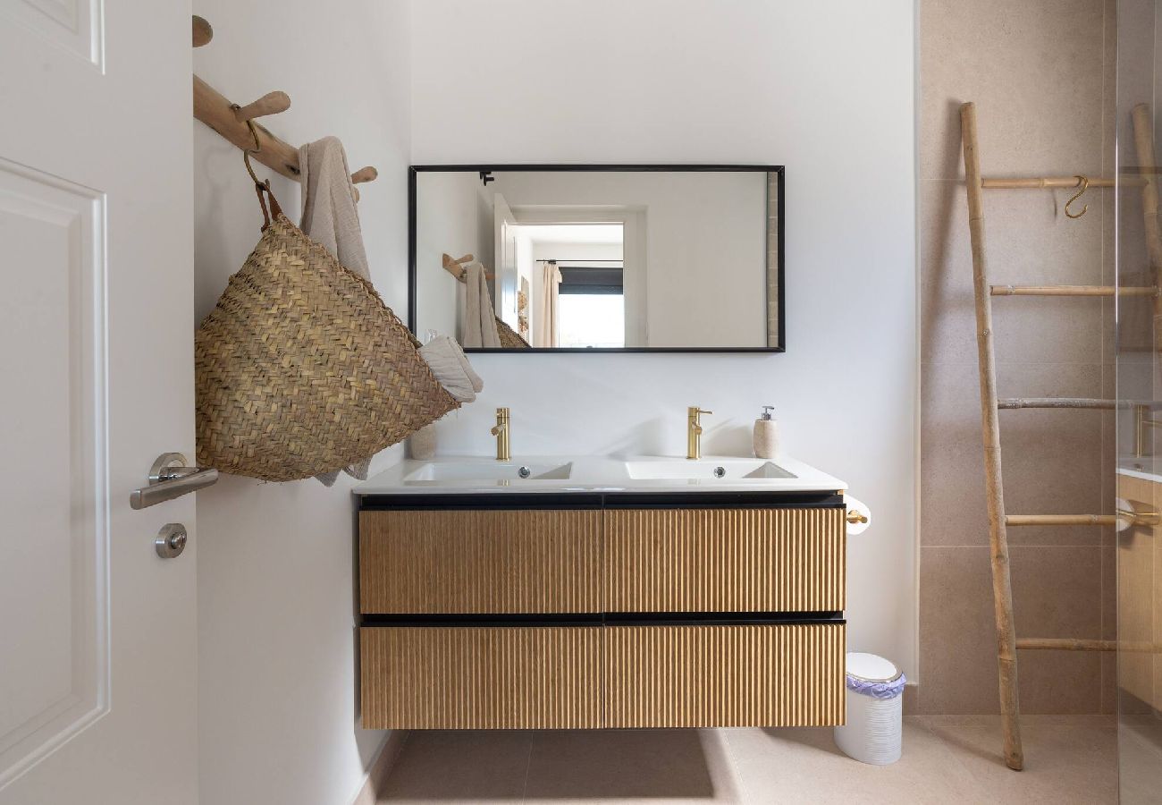 Villa in Benalmádena - Villa with private saltwater pool 