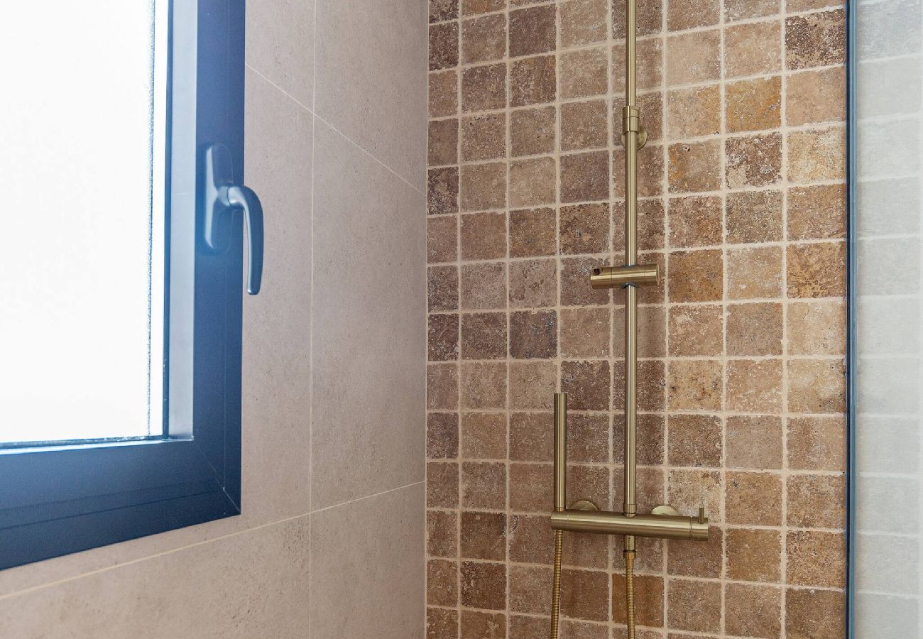 Villa in Benalmádena - Villa with private saltwater pool 