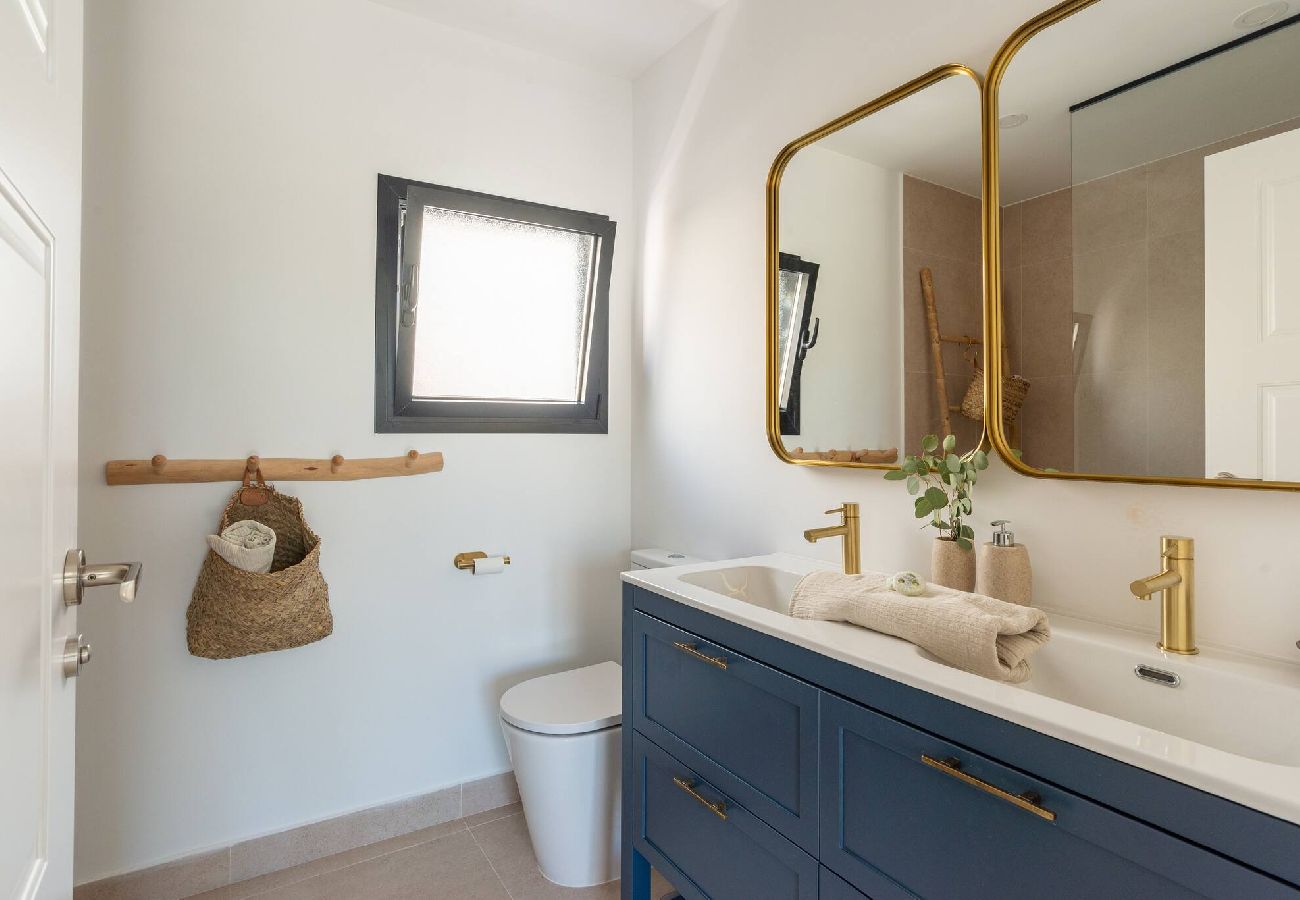 Villa in Benalmádena - Villa with private saltwater pool 