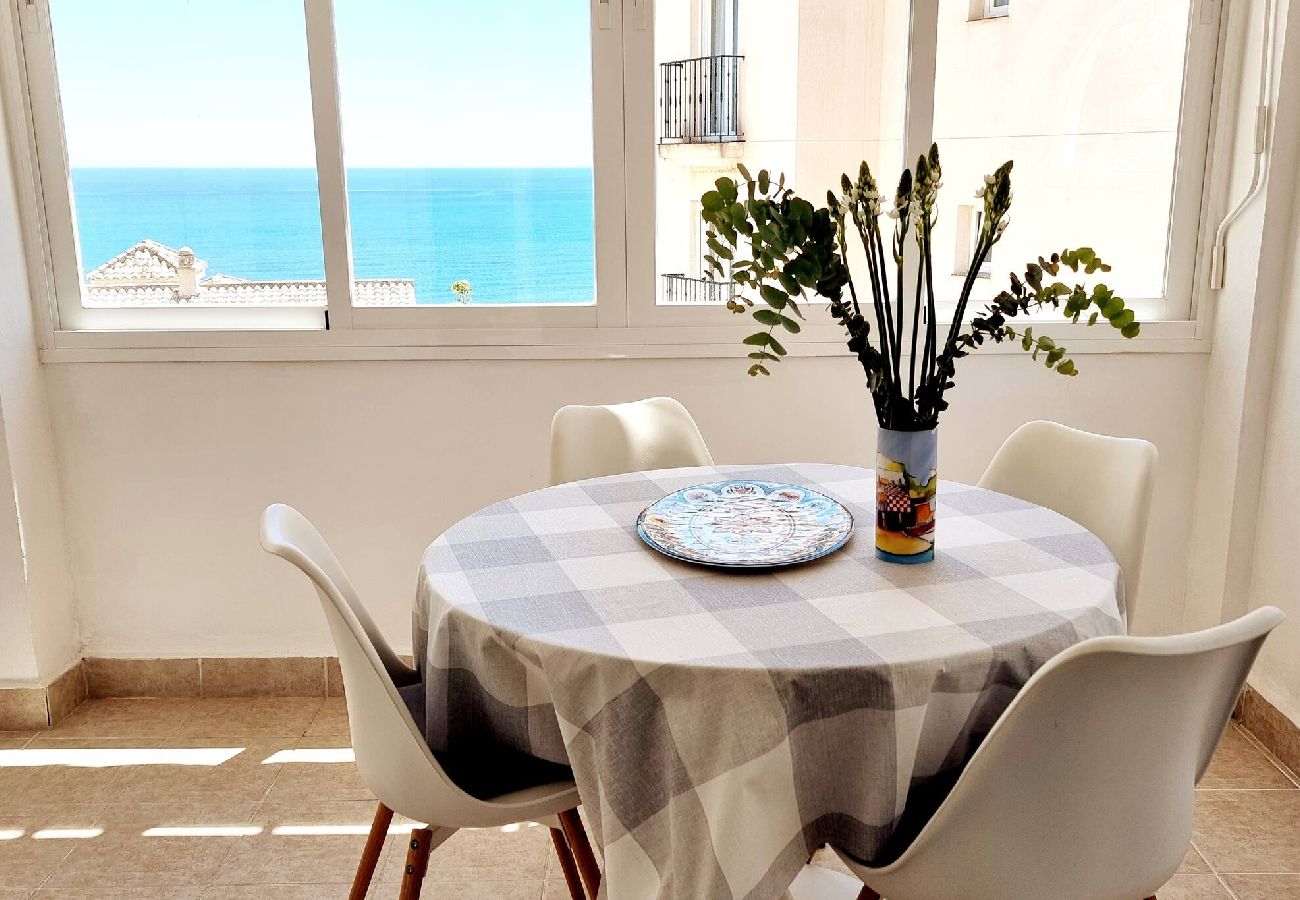 Apartment in Benalmádena - Lovely Townhouse 400m from the beach. 