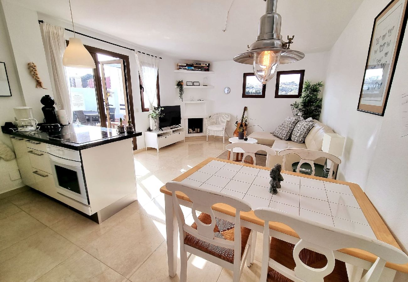 Apartment in Benalmádena - Apartment with 2 terraces in Pueblo Evita. 