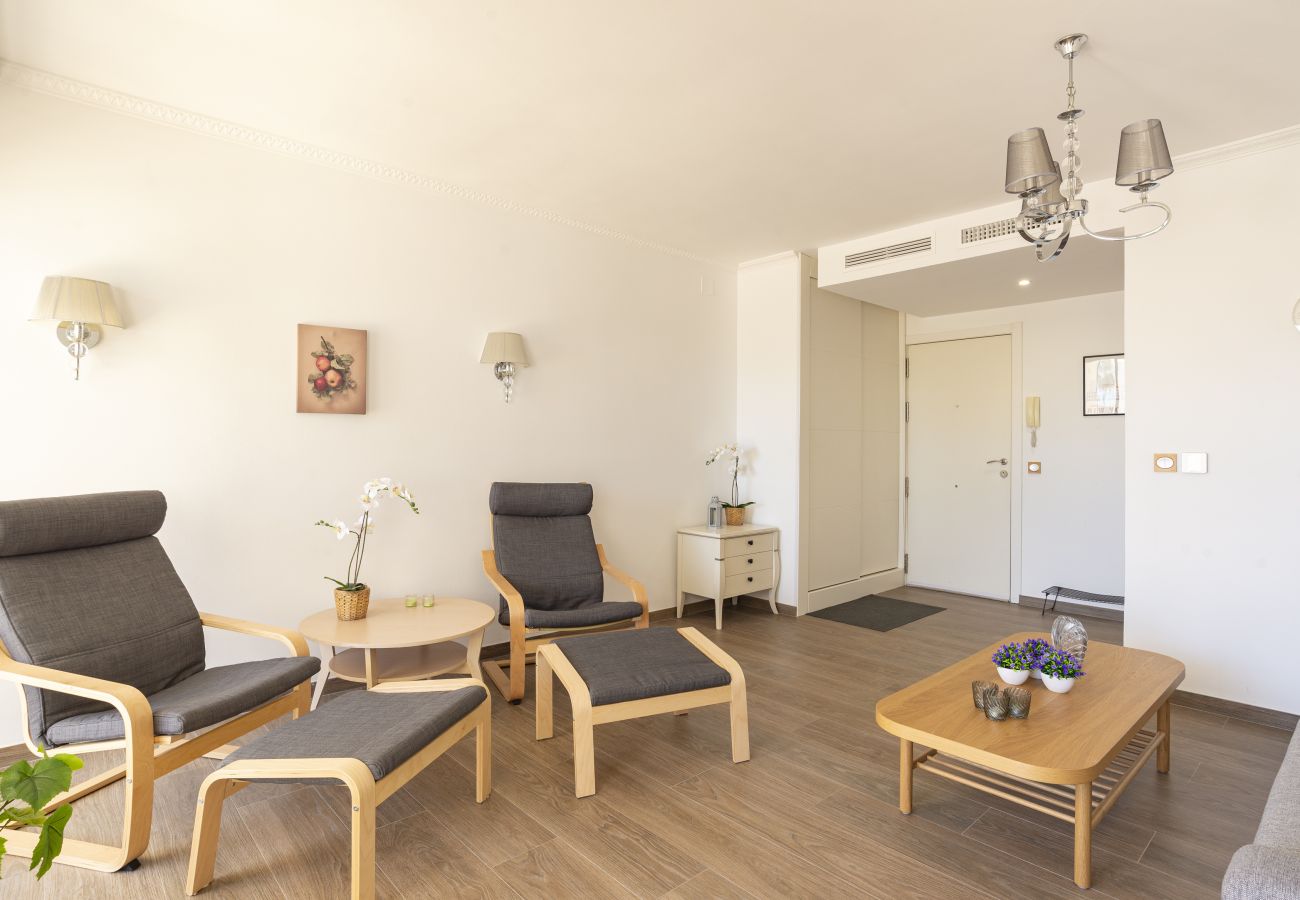 Apartment in Mijas Costa - Apartment with large terrace 5 min to the beach.