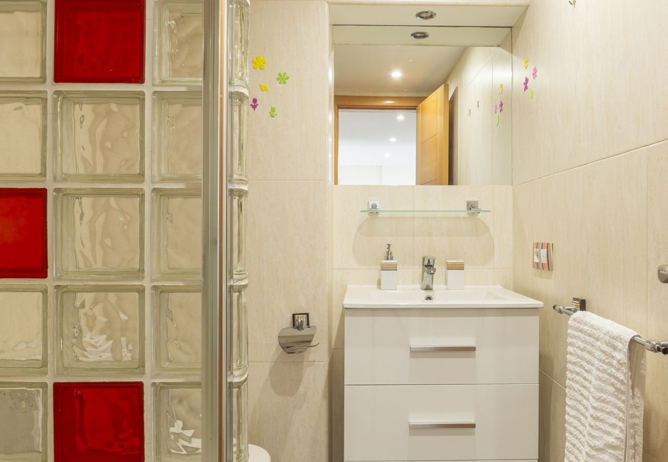 Apartment in Mijas Costa - Apartment with large terrace 5 min to the beach.