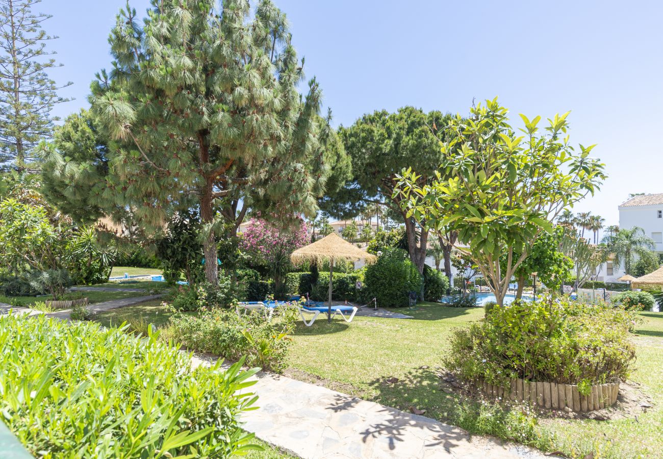 Apartment in Mijas Costa - Apartment with large terrace 5 min to the beach.