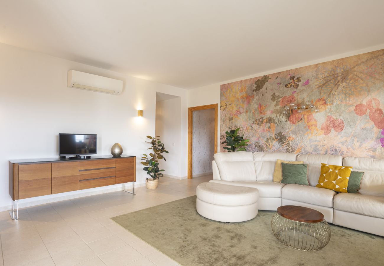 Apartment in Fuengirola - Cozy 3BR Apartment in Higuerón 2 Pools & Terraces