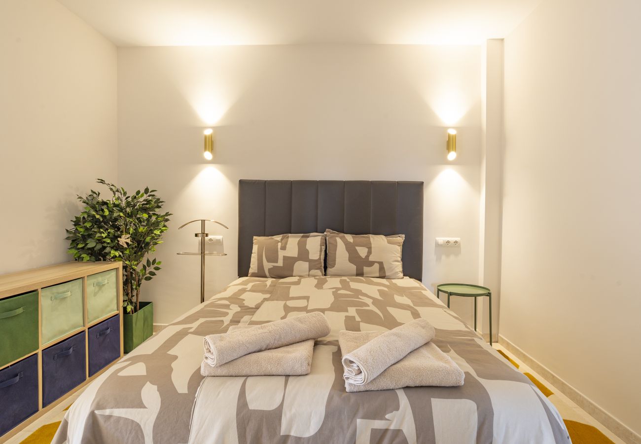 Apartment in Fuengirola - Cozy 3BR Apartment in Higuerón 2 Pools & Terraces